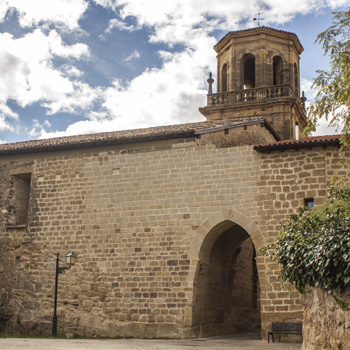 muralla-iglesias-rioja-sajazarra-ochavo